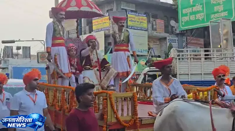Saffron colour. में रंगा नजर आया पूरा शहर Saffron colour. में रंगा नजर आया पूरा शहर