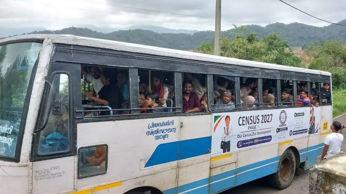 KSRTC की गावी सेवा पर सुरक्षा जोखिम: यात्रियों की भारी भीड़ से बढ़ा खतरा