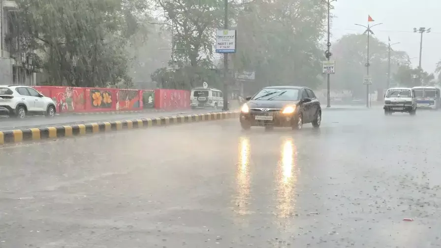 Jaipur: जयपुर और अलवर में सुबह हुई बारिश, मौसम विभाग ने जताई भारी बारिश की आशंका