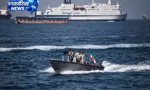 Hormuz में संघर्ष विराम कायम, अमेरिका और ईरान के बीच बातचीत फिर से शुरू