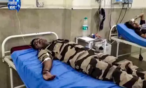 Jammu रियासी में CISF जवानों की बस हादसे का शिकार, 8 घायल