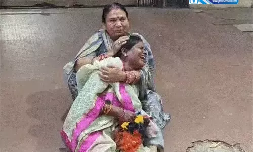 नौकरी गई 4 कर्मचारियों की, ब्लड नहीं मिलने से युवती की हुई थी मौत