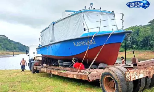 Mullaperiyar के लिए थेक्कडी झील में नई नाव, पुरानी नाव हटाने के बाद ही संचालन की अनुमति Mullaperiyar के लिए थेक्कडी झील में नई नाव, पुरानी नाव हटाने के बाद ही संचालन की अनुमति