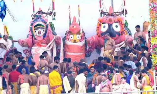Puri में स्नान यात्रा के साथ धार्मिक अनुष्ठान शुरू Puri में स्नान यात्रा के साथ धार्मिक अनुष्ठान शुरू