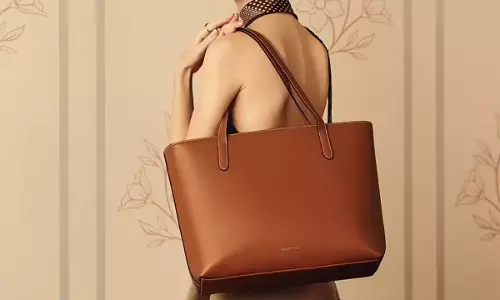 Safety और सेफ्टी दोनों का कॉम्बो, इन 5 Tote Bags को जरूर करें ट्राय