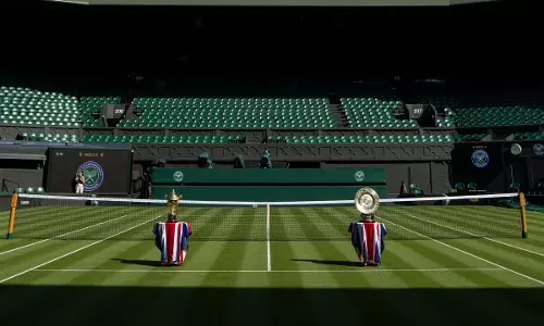 Wimbledon: प्राइज मनी पर बातचीत के बाद खिलाड़ियों ने मीडिया का विरोध रोक दिया