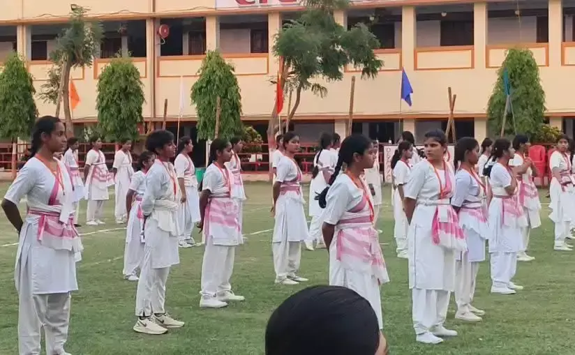 Medinipur: किशोरियों के विकास के लिए केंद्र स्थापित करने की तैयारी