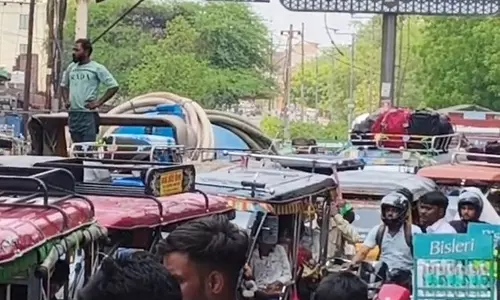 Rewari: प्रदर्शन के बाद प्रशासन ने दिया समाधान का भरोसा, अधिकारियों के आश्वासन के बाद खुला जाम