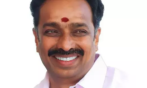 AIADMK को एक और झटका, पूर्व मंत्री एमआर विजय भास्कर ने विधायक पद से दिया इस्तीफा