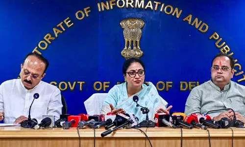 CM रेखा गुप्ता की अध्यक्षता वाली कैबिनेट ने दिल्ली ईवी पॉलिसी 2026 को मंजूरी दी