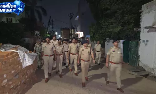 रायपुर में देर रात पुलिस की बड़ी कॉम्बिंग गश्त, 130 जवानों ने संभाला मोर्चा