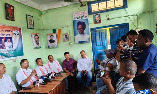 असम में पेपर लीक विवाद पर Congress का प्रदर्शन तेज, धर्मेंद्र प्रधान के इस्तीफे की मांग