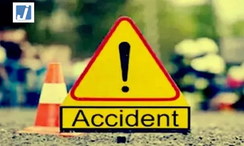 दर्दनाक हादसा: तेज रफ्तार टेम्पो ने टैक्सी चालक को कुचला, मौत