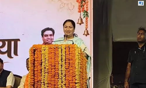 12 साल बनाम 68 साल”: दिल्ली सीएम रेखा गुप्ता का कांग्रेस पर हमला