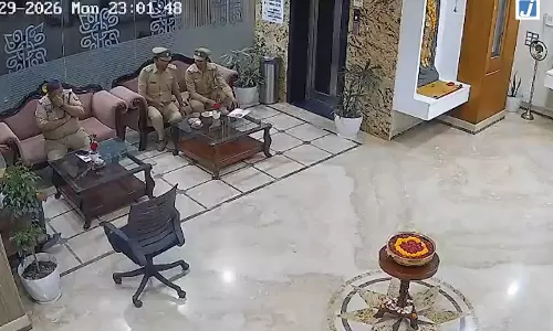 अयोध्या में कांग्रेस अध्यक्ष अजय राय नजरबंद, होटल पदम श्री पैलेस में पुलिस तैनात
