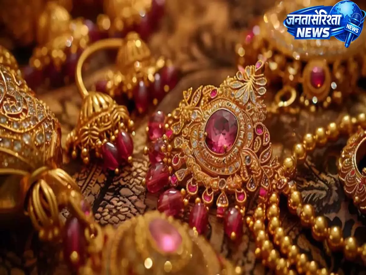 भू-राजनीतिक संकट से बाजार में हलचल, कच्चा तेल महंगा और सोना कमजोर भू-राजनीतिक संकट से बाजार में हलचल, कच्चा तेल महंगा और सोना कमजोर