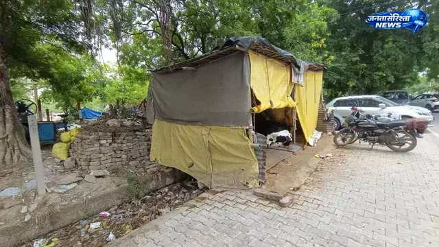UP : नालों पर अतिक्रमण हटाने की तैयारी में नगर निगम UP : नालों पर अतिक्रमण हटाने की तैयारी में नगर निगम