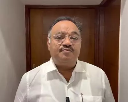 पश्चिम बंगाल में लागू होगा यूसीसी बिल, 4 बीवी और 14 बच्चों पर लगेगी रोक: समिक भट्टाचार्य पश्चिम बंगाल में लागू होगा यूसीसी बिल, 4 बीवी और 14 बच्चों पर लगेगी रोक: समिक भट्टाचार्य