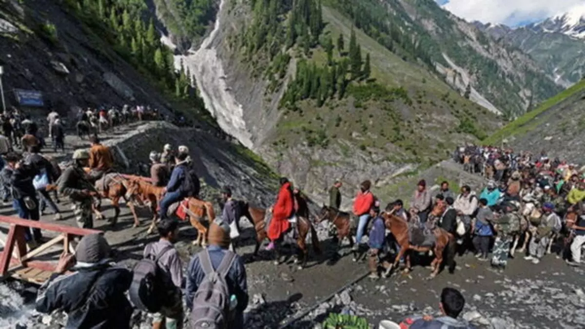 Srinagar: बारामूला हमले और अमरनाथ यात्रा रद्द की अफवाहों पर कार्रवाई, केस दर्ज कर जांच तेज Srinagar: बारामूला हमले और अमरनाथ यात्रा रद्द की अफवाहों पर कार्रवाई, केस दर्ज कर जांच तेज