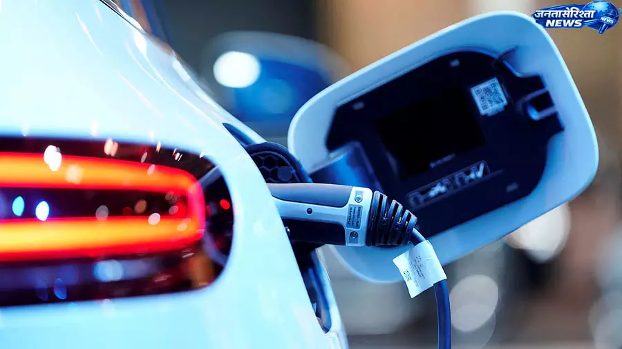 30 लाख तक की EV कारों पर टैक्स और रजिस्ट्रेशन फीस पूरी तरह माफ