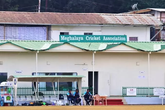 Meghalaya: U-23 महिला टीम के कोच-मैनेजर पर गिरी गाज, यौन शोषण के आरोप में बर्खास्त Meghalaya: U-23 महिला टीम के कोच-मैनेजर पर गिरी गाज, यौन शोषण के आरोप में बर्खास्त