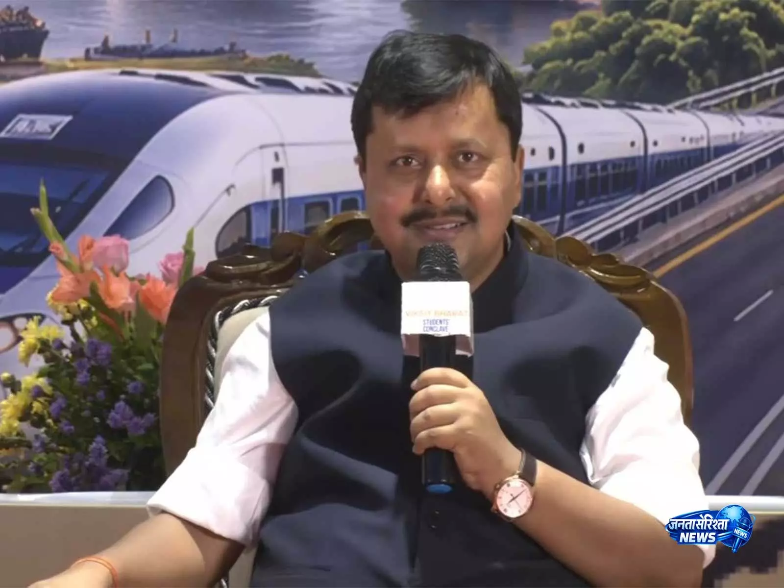 इंटरनेट ने नागरिकों को ज़्यादा जागरूक और राजनीतिक दलों को ज़्यादा जवाबदेह बनाया है: BJP नेता नितिन नवीन इंटरनेट ने नागरिकों को ज़्यादा जागरूक और राजनीतिक दलों को ज़्यादा जवाबदेह बनाया है: BJP नेता नितिन नवीन