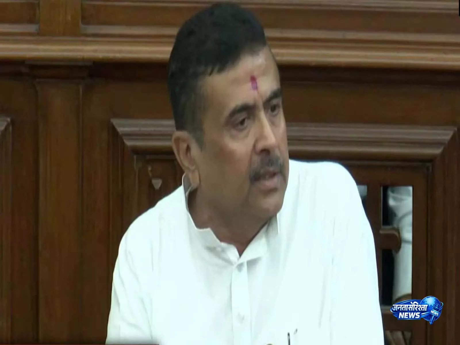 पश्चिम बंगाल विधानसभा ने पब्लिक सेफ्टी विधेयक 2026 पारित किया, सुवेंदु अधिकारी ने TMC सरकार पर साधा निशाना पश्चिम बंगाल विधानसभा ने पब्लिक सेफ्टी विधेयक 2026 पारित किया, सुवेंदु अधिकारी ने TMC सरकार पर साधा निशाना