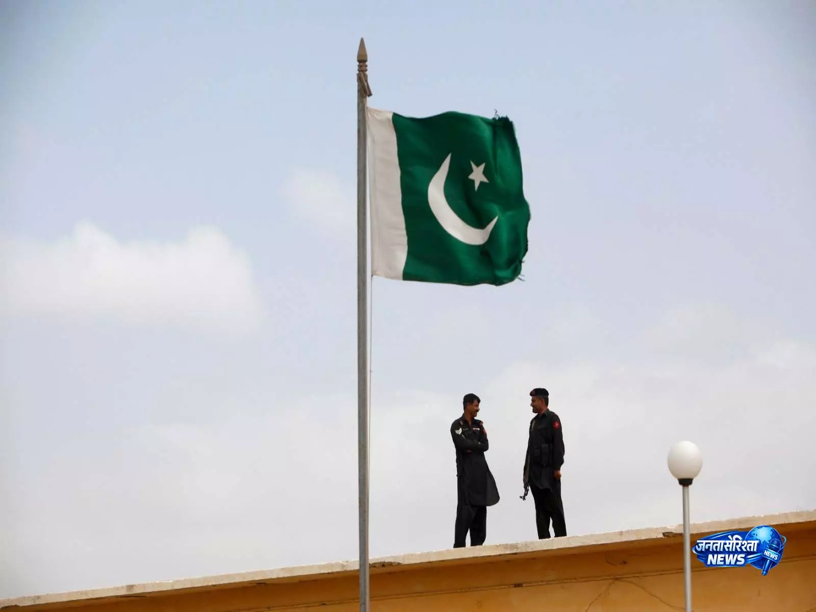 Pakistan के पंजाब सरकार के ‘आदतन अपराधी’ विधेयक पर विवाद, आलोचना तेज Pakistan के पंजाब सरकार के ‘आदतन अपराधी’ विधेयक पर विवाद, आलोचना तेज