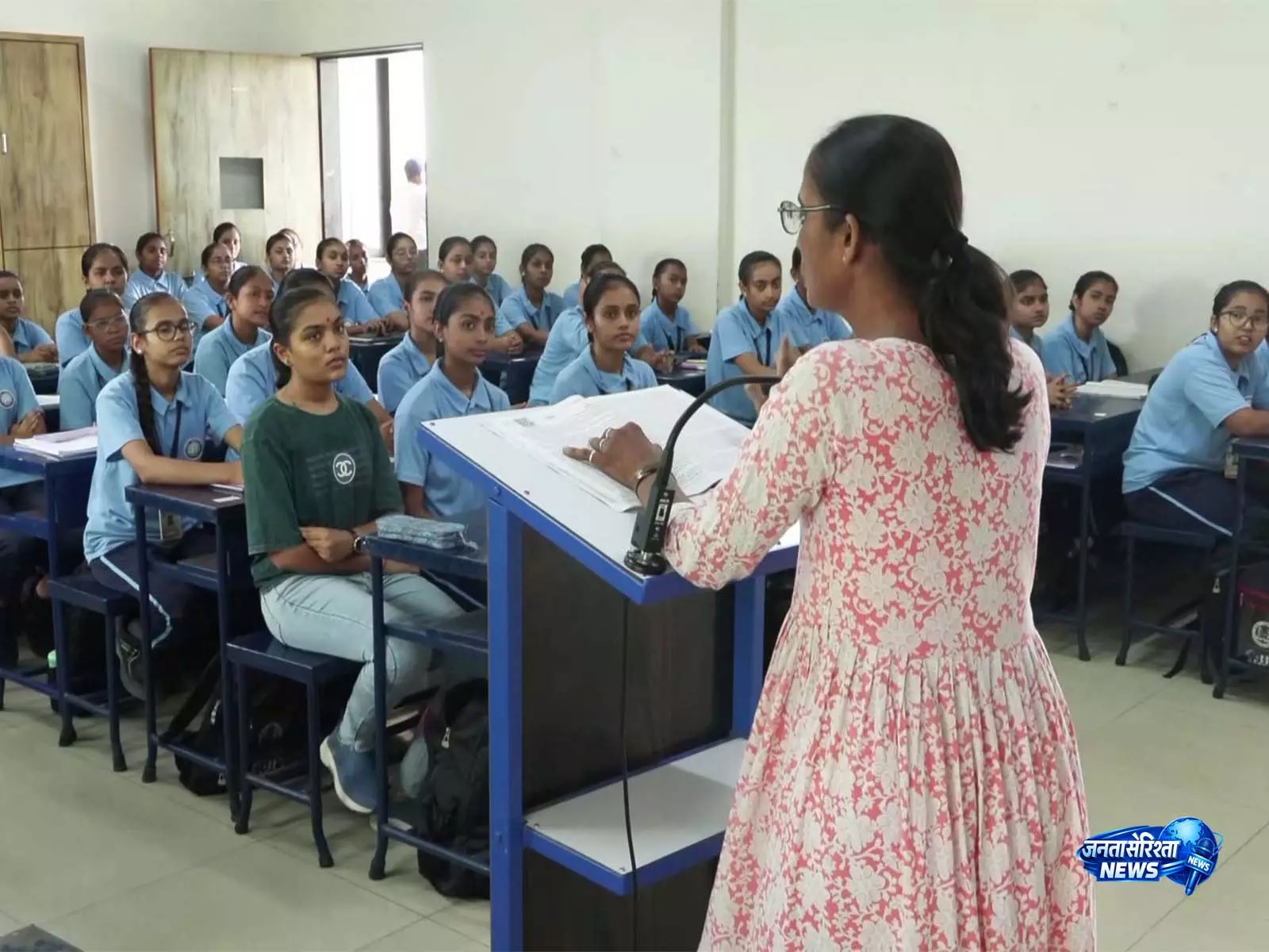 Gujarat का स्कूल्स ऑफ़ एक्सीलेंस मिशन सरकारी स्कूलों में स्मार्ट लर्निंग लेकर आया Gujarat का स्कूल्स ऑफ़ एक्सीलेंस मिशन सरकारी स्कूलों में स्मार्ट लर्निंग लेकर आया
