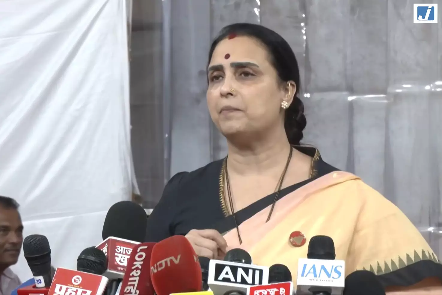 महाराष्ट्र विधान परिषद में ‘ब्लड थेफ्ट’ रैकेट का मुद्दा गरमाया महाराष्ट्र विधान परिषद में ‘ब्लड थेफ्ट’ रैकेट का मुद्दा गरमाया