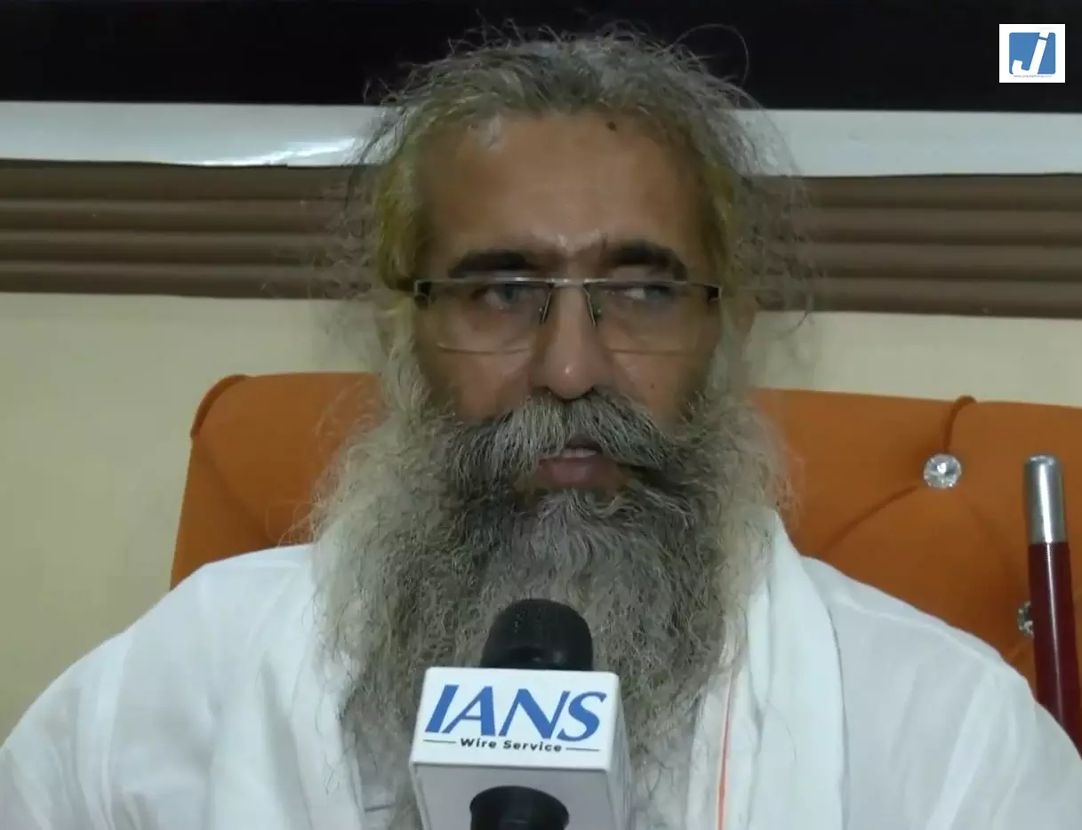 रामलला के दरबार में सब पारदर्शी, दोषी पाए जाने पर होगी सख्त कार्रवाई : दिनेंद्र दास महाराज