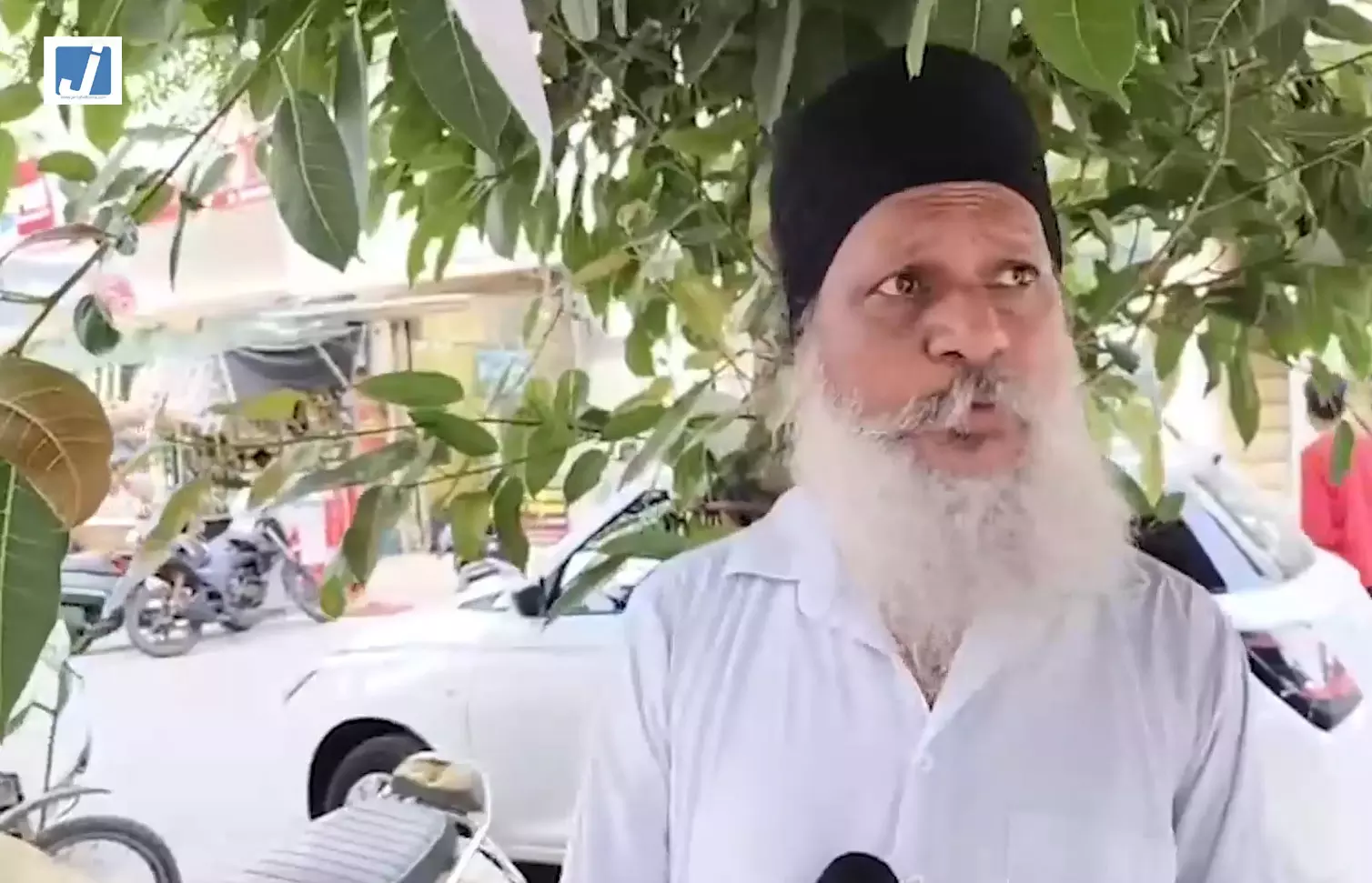 अकाल तख्त साहिब की पेशी पर विवाद, सरकार पर गंभीरता न दिखाने का आरोप अकाल तख्त साहिब की पेशी पर विवाद, सरकार पर गंभीरता न दिखाने का आरोप