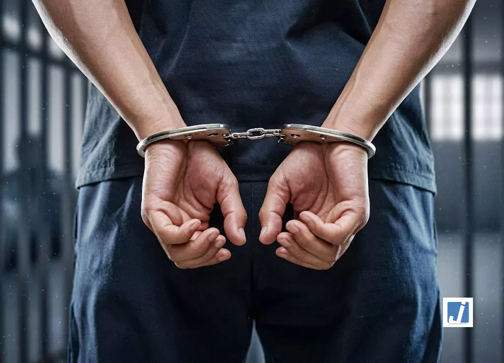 पुलिस ने नाकाम की 50 लाख की रंगदारी और हत्या की साजिश, पत्नी समेत दो गिरफ्तार