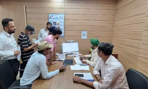 प्रॉपर्टी लेने के लिए छुट्टी के दिन भी करनाल MC ऑफिस पहुंचे लोग