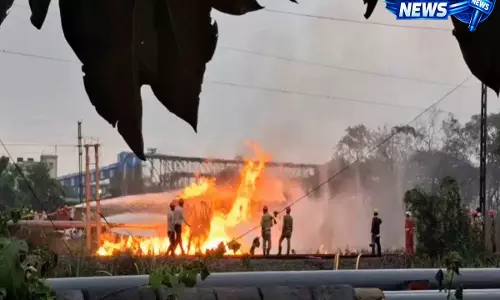 हल्दिया रिफाइनरी में भीषण आग, नेफ्था पाइपलाइन में ब्लास्ट से कई कर्मचारी घायल