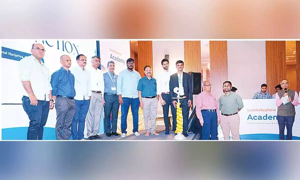 घुटने की आर्थ्रोप्लास्टी में लेटेस्ट एडवांसमेंट पर प्रोग्राम हुआ