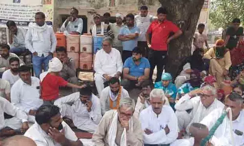 Hisar CBI बैठक के भरोसे पर खत्म हुआ धरना Hisar CBI बैठक के भरोसे पर खत्म हुआ धरना