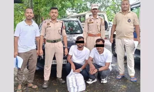 Assam: लखीमपुर में 33.59 लाख रुपये के नकली नोट जब्त, दो गिरफ्तार