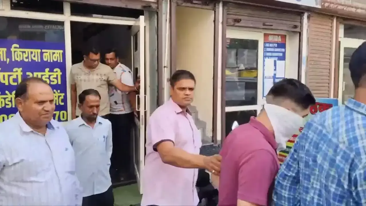 Kaithal: रिश्वतखोरी के आरोप में अटल सेवा केंद्र संचालक पर कार्रवाई