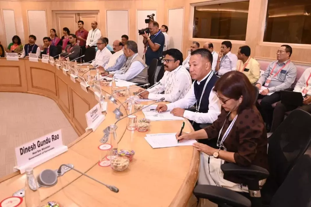 Paiwang ने स्वास्थ्य ढांचे के आधुनिकीकरण के लिए केंद्र से समर्थन मांगा