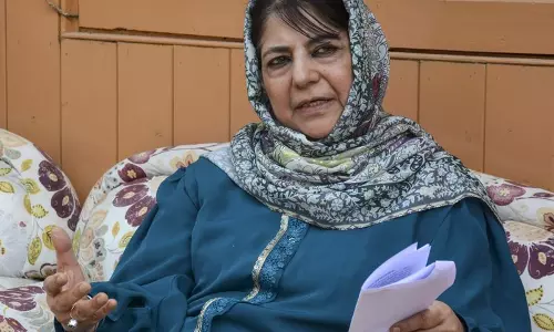 Srinagar: नेशनल कॉन्फ्रेंस सरकार पर महबूबा मुफ्ती का हमला, महबूबा मुफ्ती ने सरकार को घेरा