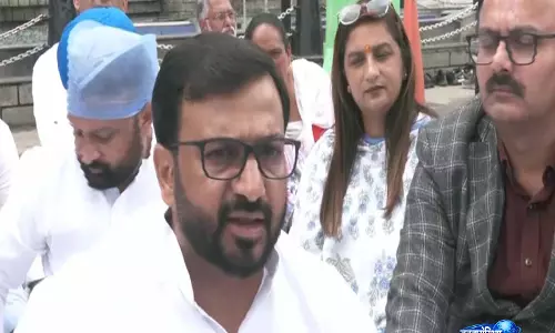 शिमला में Congress का ‘सेव डेमोक्रेसी सत्याग्रह’, लोकतांत्रिक संस्थाओं पर खतरे का आरोप