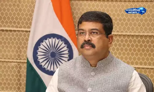 धर्मेंद्र प्रधान और नारा लोकेश ने भोगापुरम में PM SHRI मॉडल स्कूल का किया दौरा