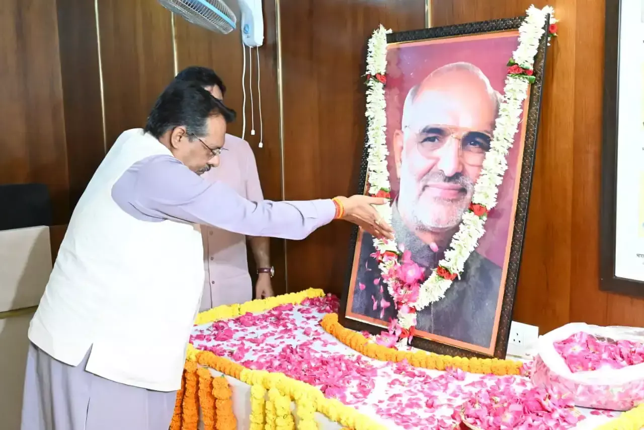 New Delhi: पूर्व मुख्यमंत्री साहिब सिंह वर्मा की पुण्यतिथि पर श्रद्धांजलि, श्रद्धांजलि सभा का आयोजन