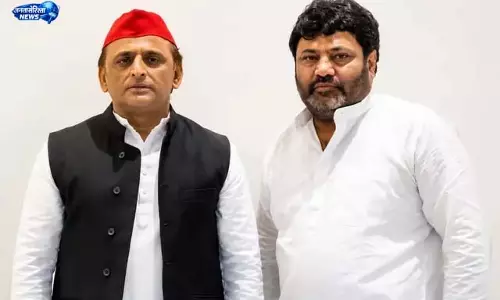 कमाल अख्तर ने पद छोड़कर बढ़ाई राजनीतिक हलचल