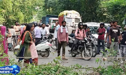 Dead body. रखकर हाईवे जाम, रायबरेली में बवाल से हालात बिगड़े