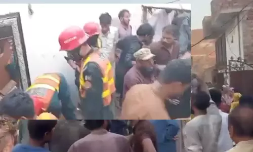 BIG BREAKING : प्राइवेट ट्यूशन सेंटर की छत गिरी, 14 बच्चों की मौत
