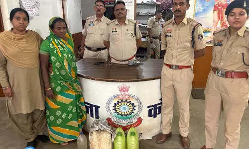 ऑपरेशन प्रहार के तहत कोनी पुलिस की कार्रवाई, महिला गिरफ्तार