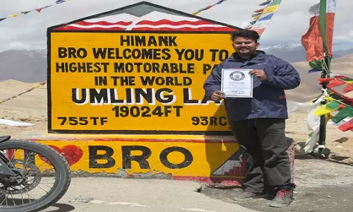 रायपुर के ठाकुर जयदीप सिंह ने सोलो हिमालयन बाइक ट्रिप से बनाया रिकॉर्ड