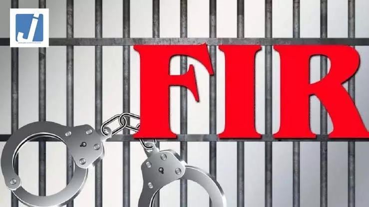 शेल्टर होम में बर्बरता: देर से जागने पर नाबालिगों के साथ मारपीट, केयरटेकर पर केस दर्ज शेल्टर होम में बर्बरता: देर से जागने पर नाबालिगों के साथ मारपीट, केयरटेकर पर केस दर्ज